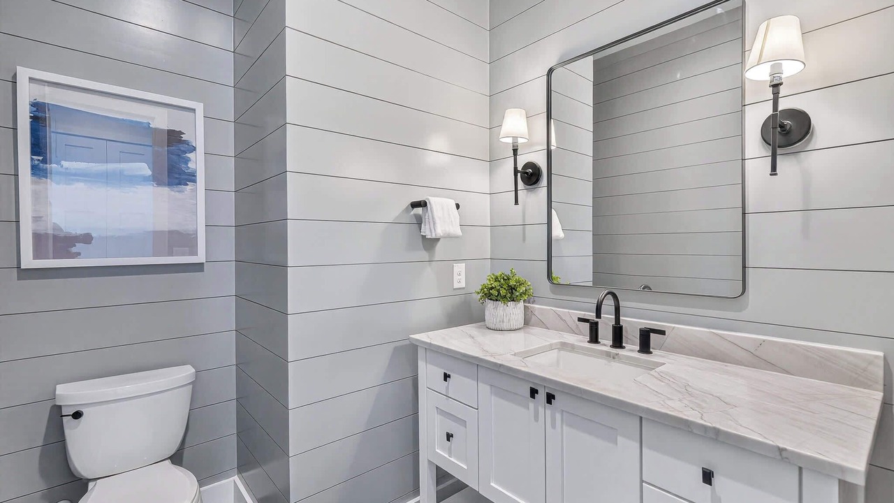 Photo of Bathroom in Burnet