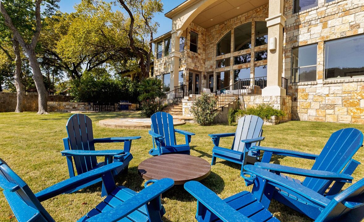 Photo of Patio Balcony in Oak Shores On Lake Austin