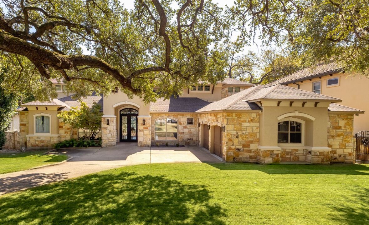 Photo of Outdoor in Oak Shores On Lake Austin