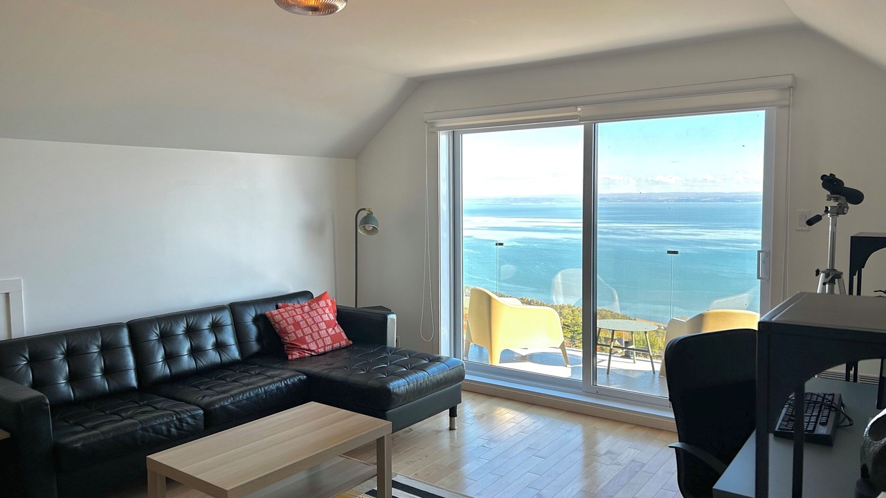 Photo of Livingroom in Saint-Joseph-de-la-Rive