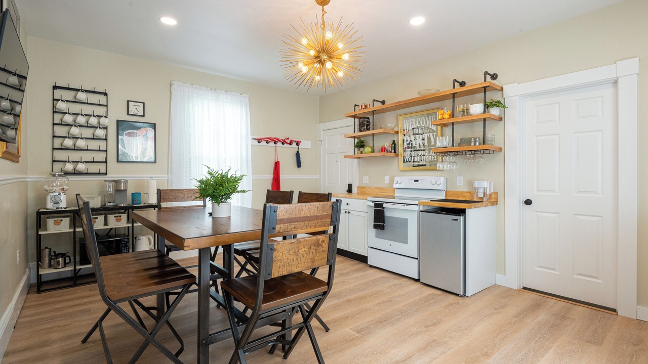 Photo of Kitchen in Beverly