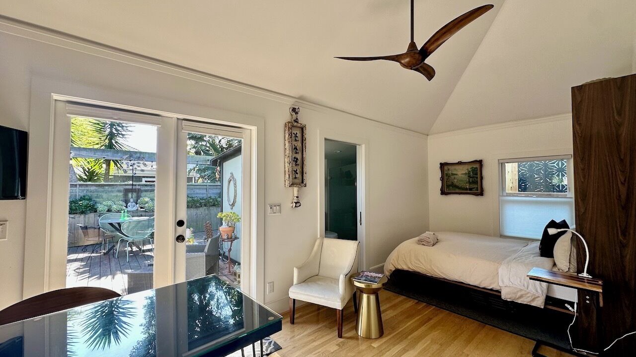 Photo of Bedroom in Fairview Park