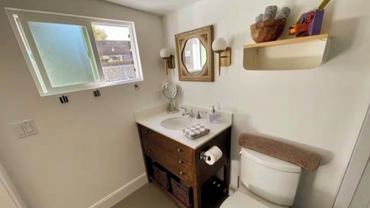 Photo of Bathroom in Fairview Park