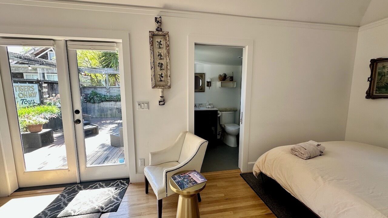 Photo of Bedroom in Fairview Park