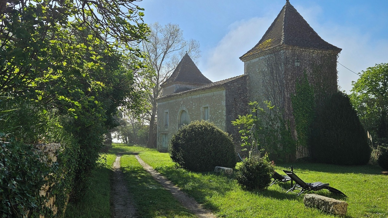 Photo of Outdoor in Touget