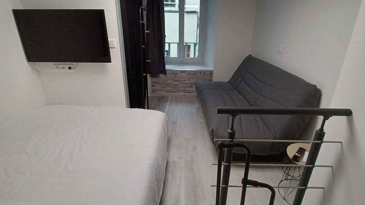 Photo of Bedroom in Foix