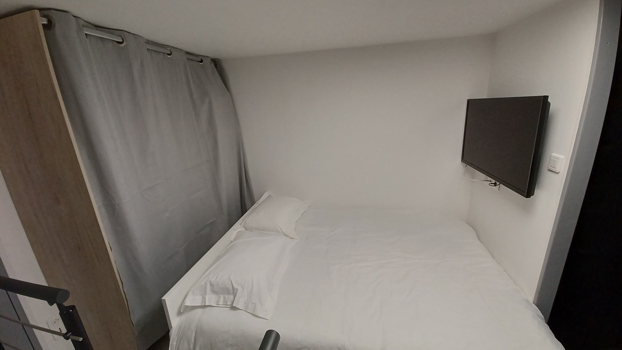 Photo of Bedroom in Foix