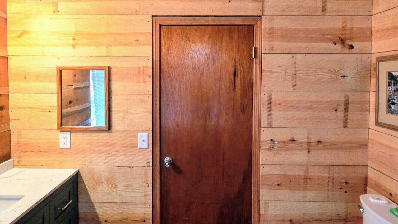 Photo of Bathroom in Monteagle