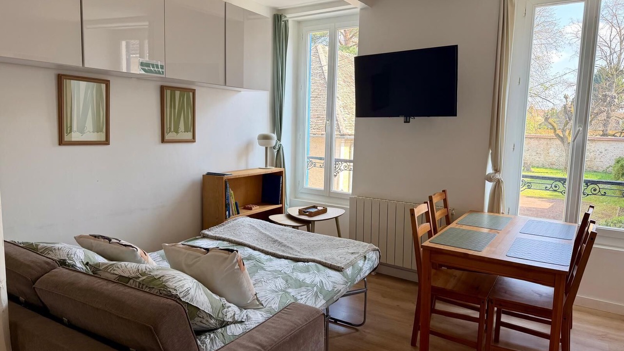 Photo of Bedroom in Milly-la-Foret
