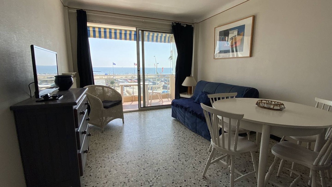 Photo of Livingroom in Le Port