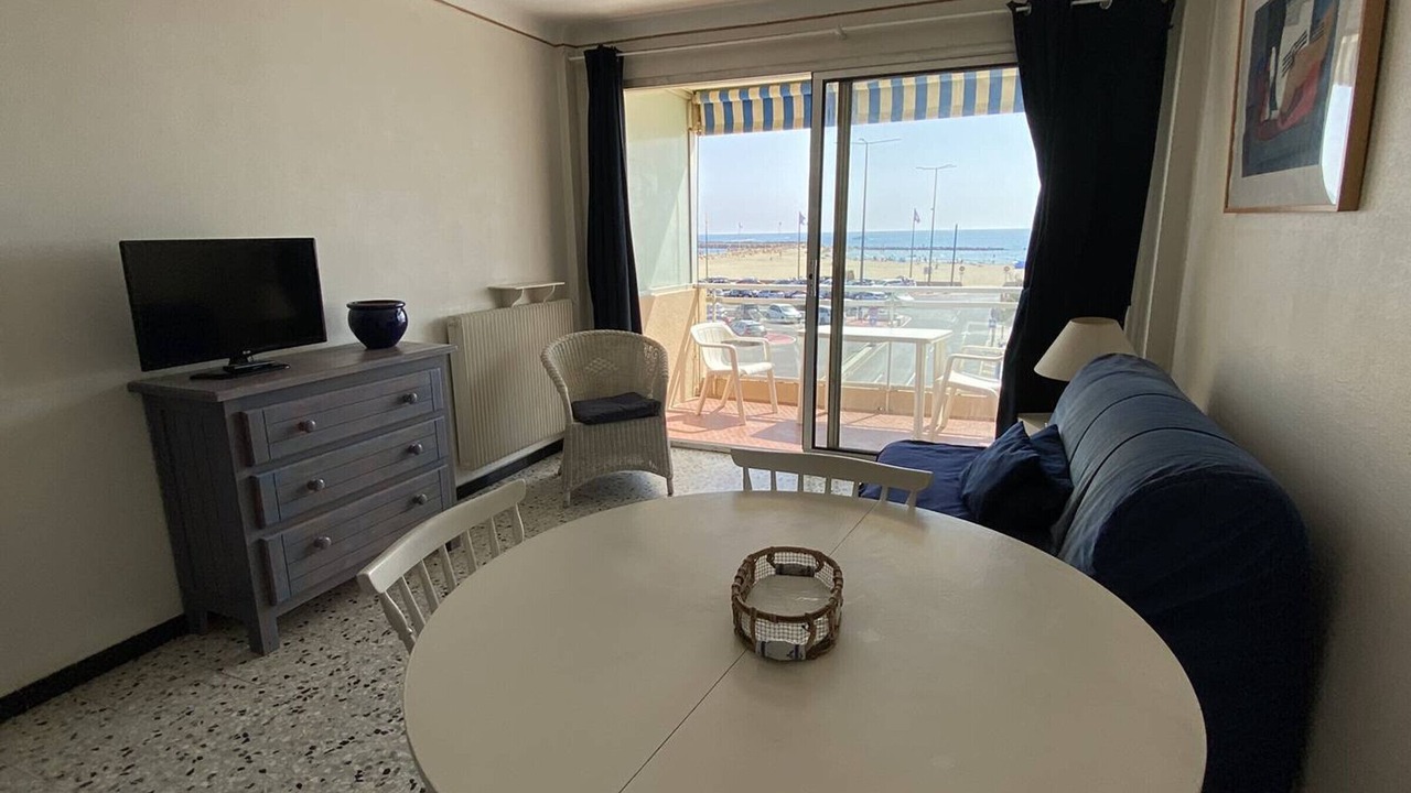 Photo of Livingroom in Le Port