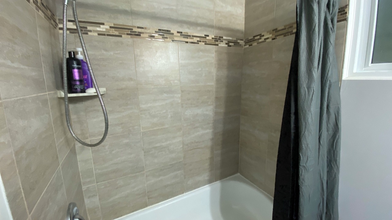 Photo of Bathroom in Point Clark