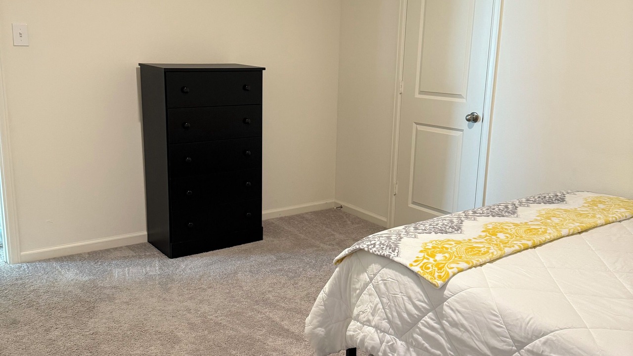Photo of Bedroom in Montgomery