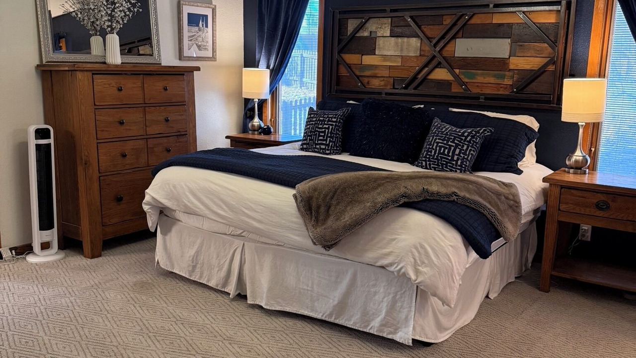 Photo of Bedroom in Overland Park