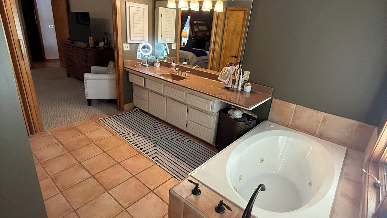 Photo of Bathroom in Overland Park