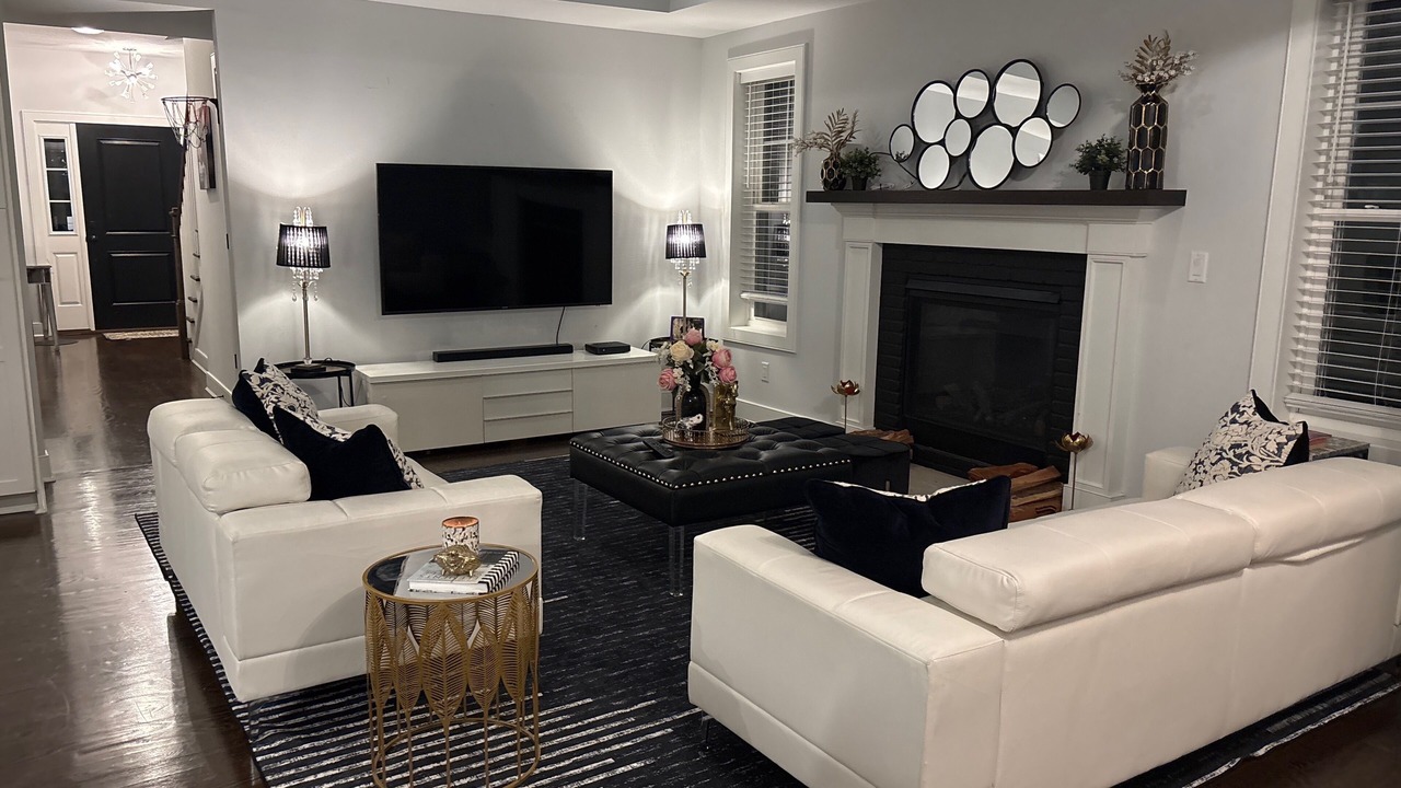 Photo of Livingroom in New Milford