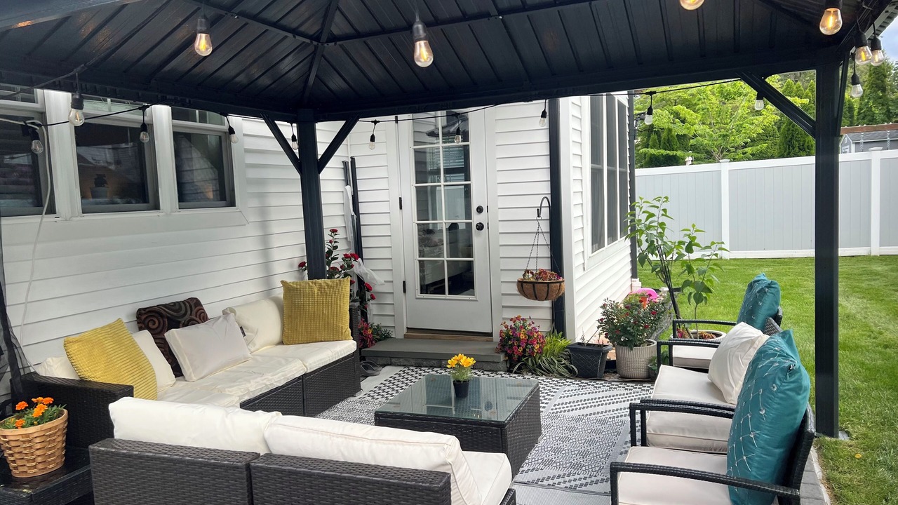 Photo of Patio Balcony in New Milford