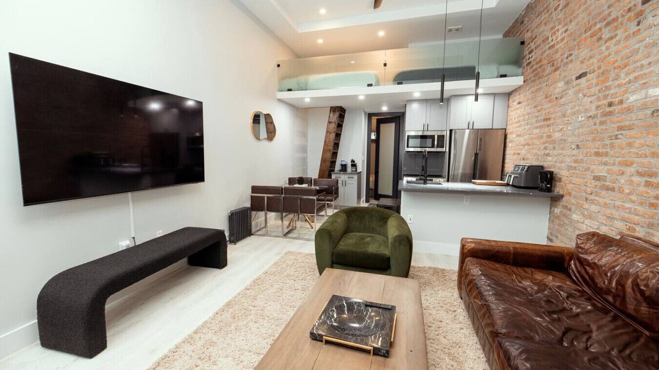 Photo of Livingroom in Lower East Side