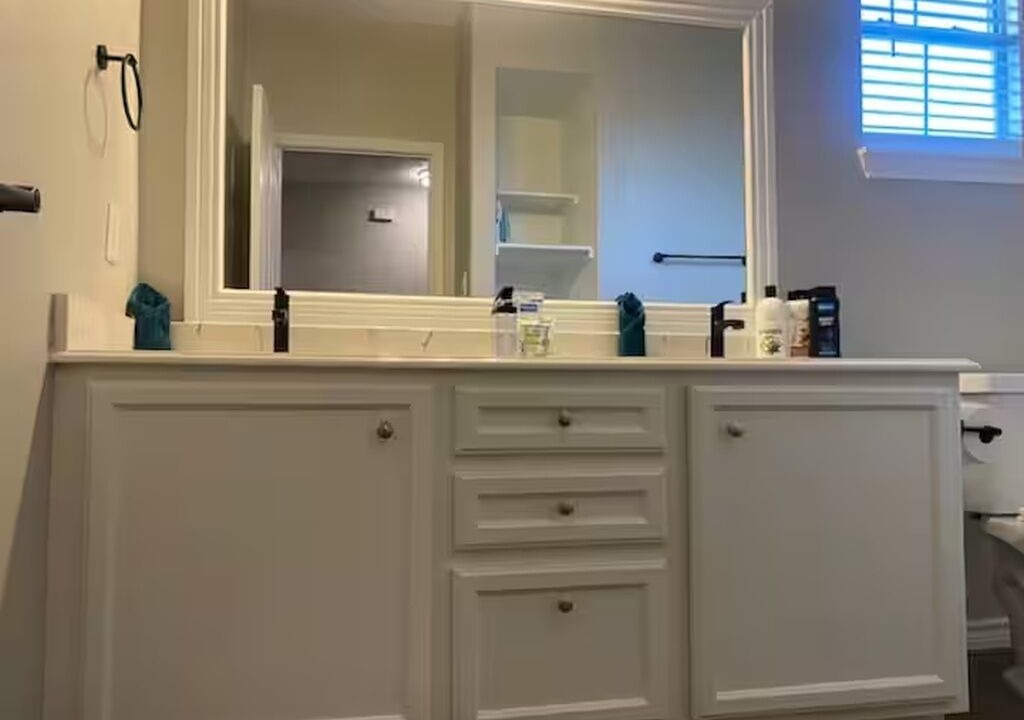 Photo of Bathroom in Humble