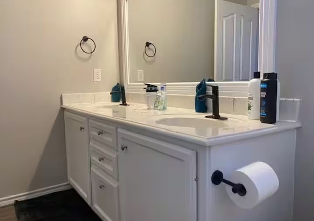 Photo of Bathroom in Humble