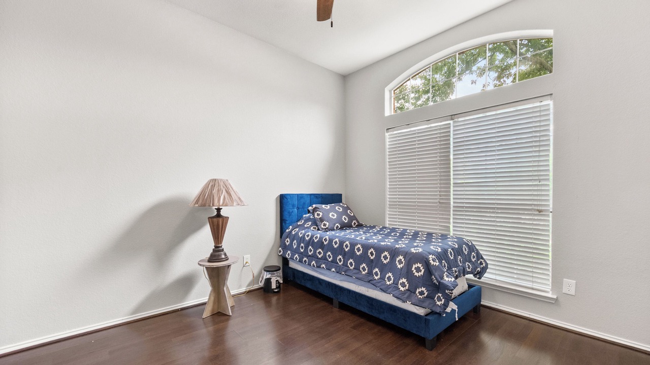 Photo of Bedroom in South Arlington
