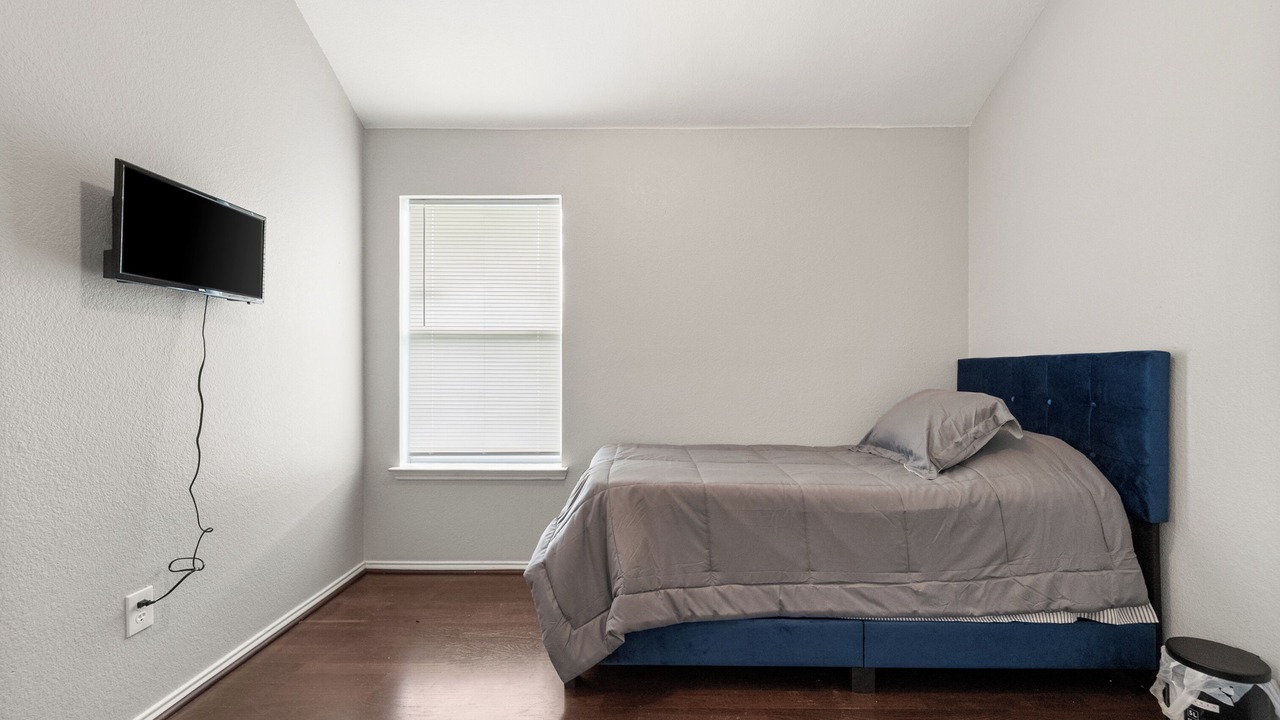 Photo of Bedroom in South Arlington