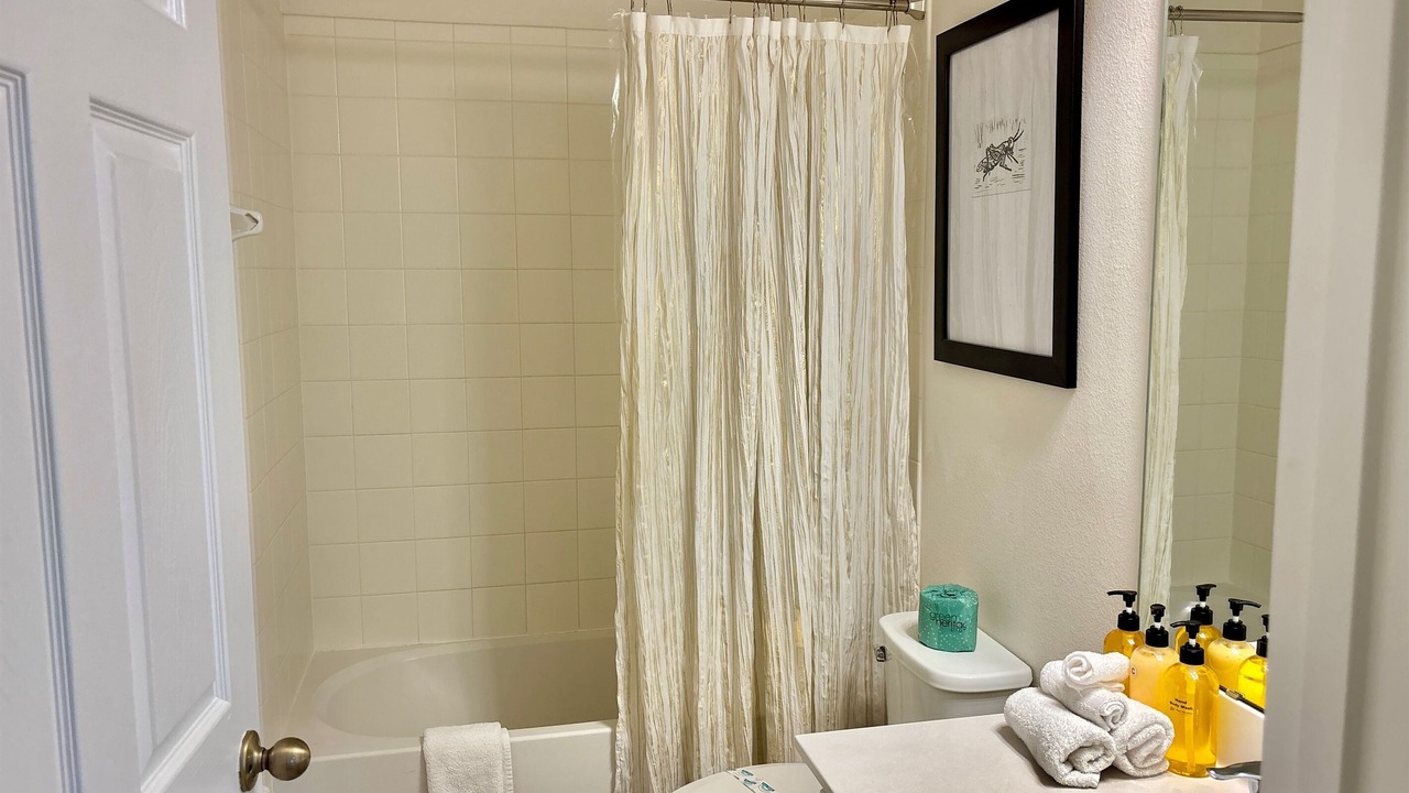 Photo of Bathroom in Watersong