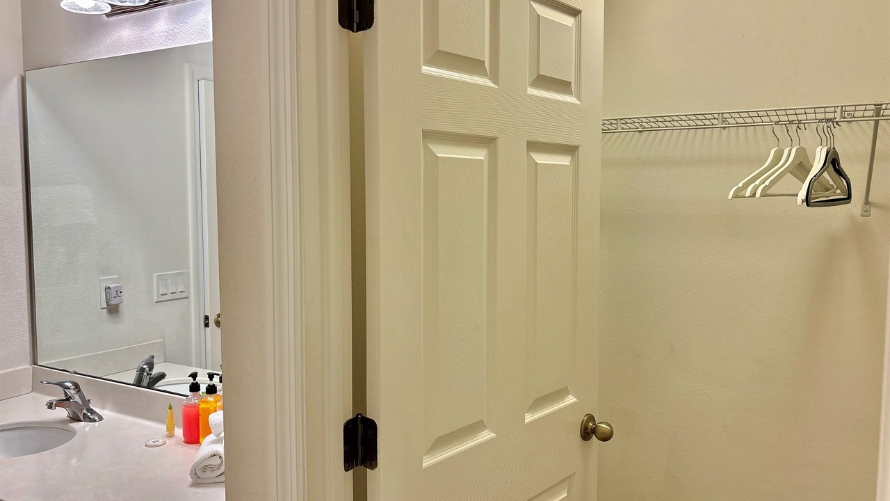 Photo of Bathroom in Watersong