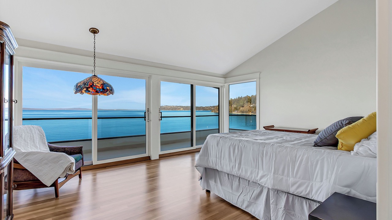 Photo of Bedroom in Three Tree Point