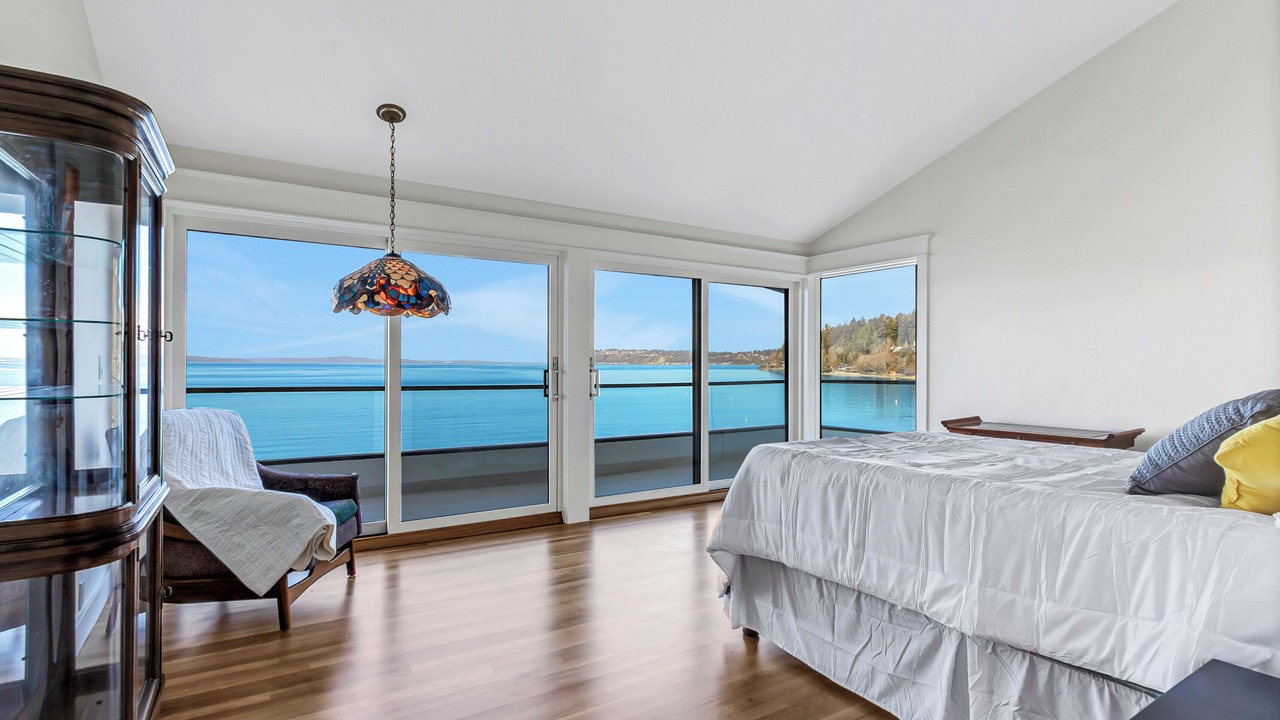 Photo of Bedroom in Three Tree Point