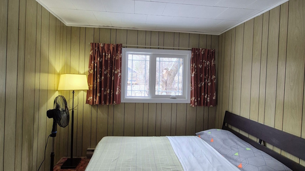 Photo of Bedroom in Grand Beach