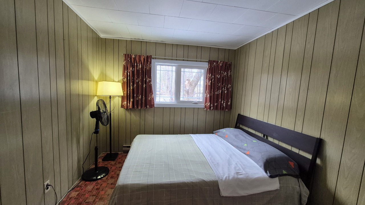 Photo of Bedroom in Grand Beach
