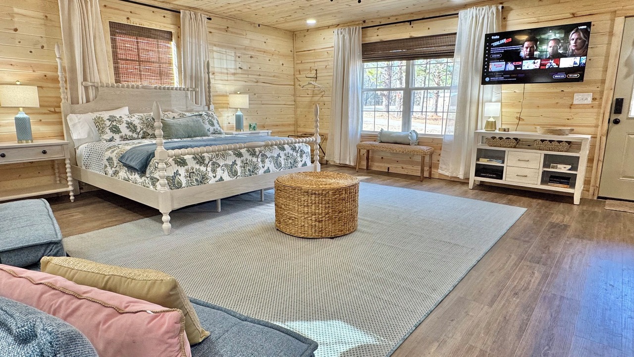 Photo of Bedroom in Arthur City