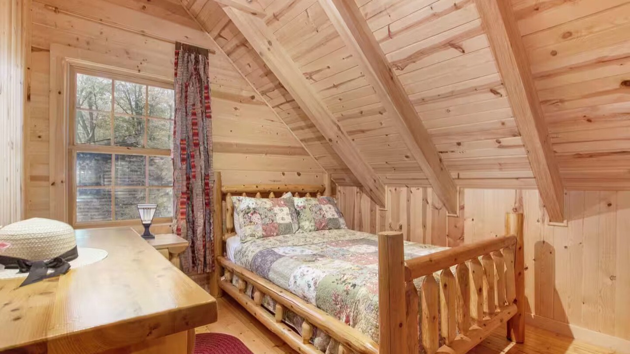 Photo of Bedroom in Saugatuck