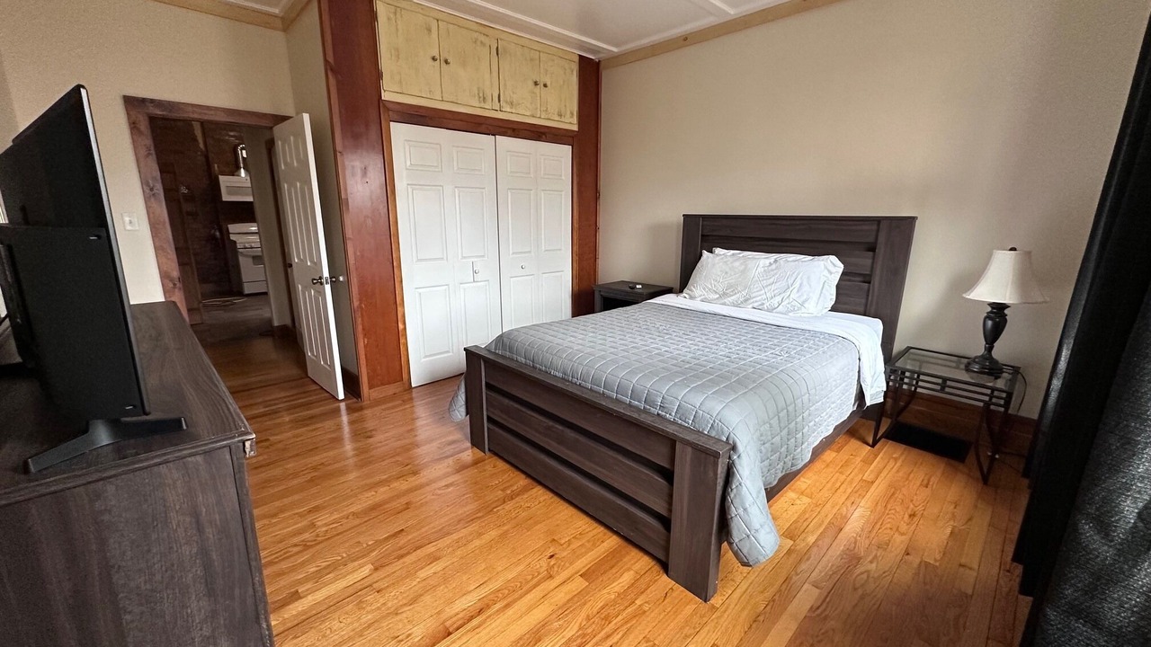 Photo of Bedroom in Utica
