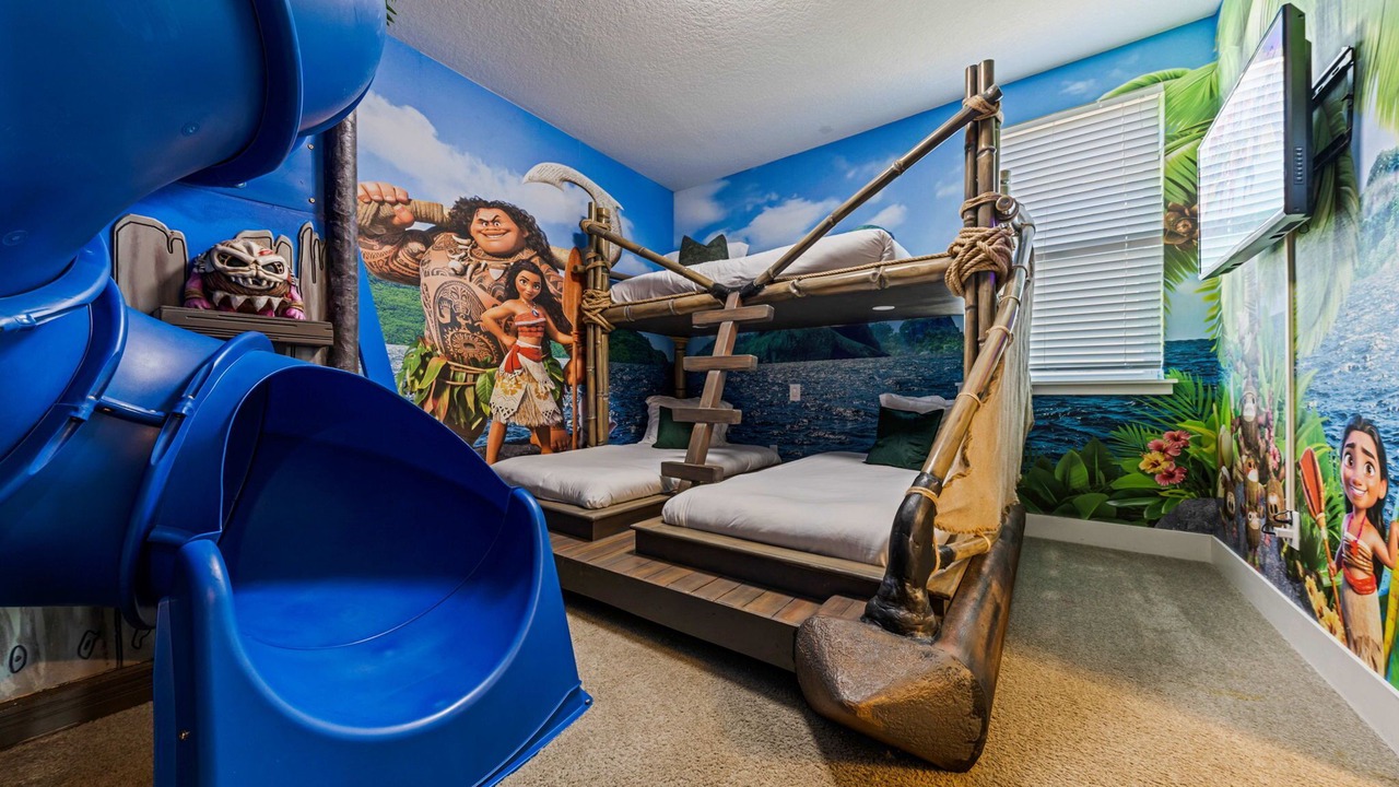 Photo of Bedroom in Bay Lake