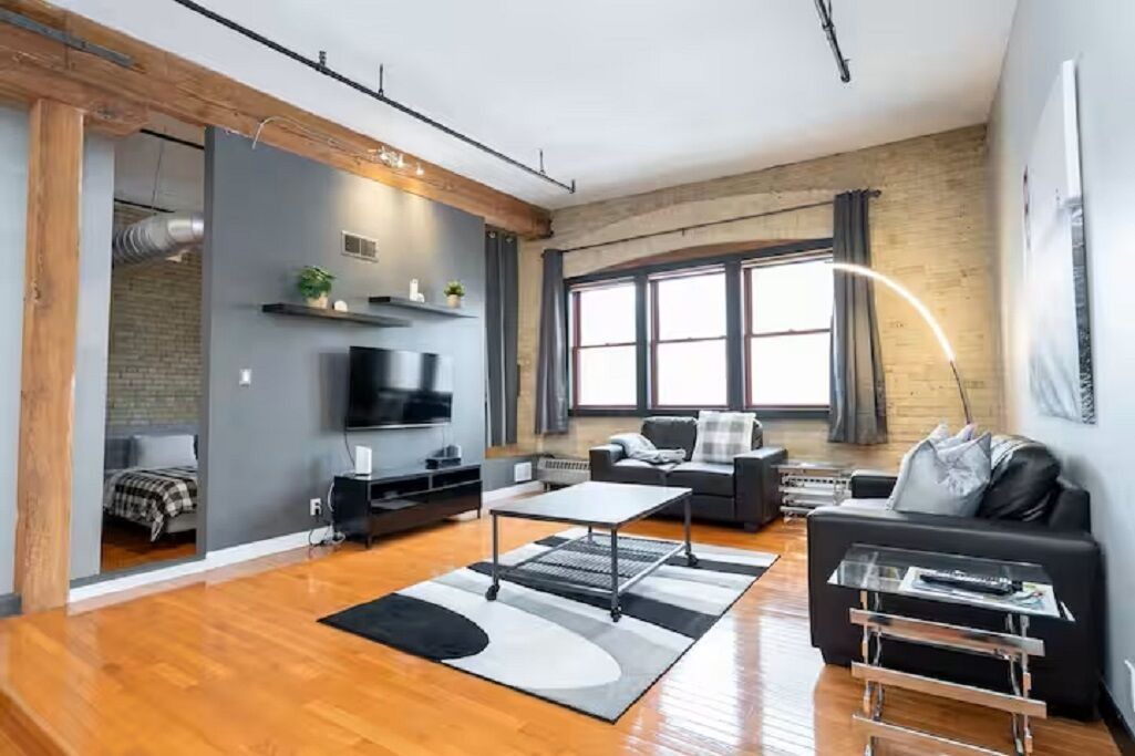 Photo of Livingroom in Exchange District