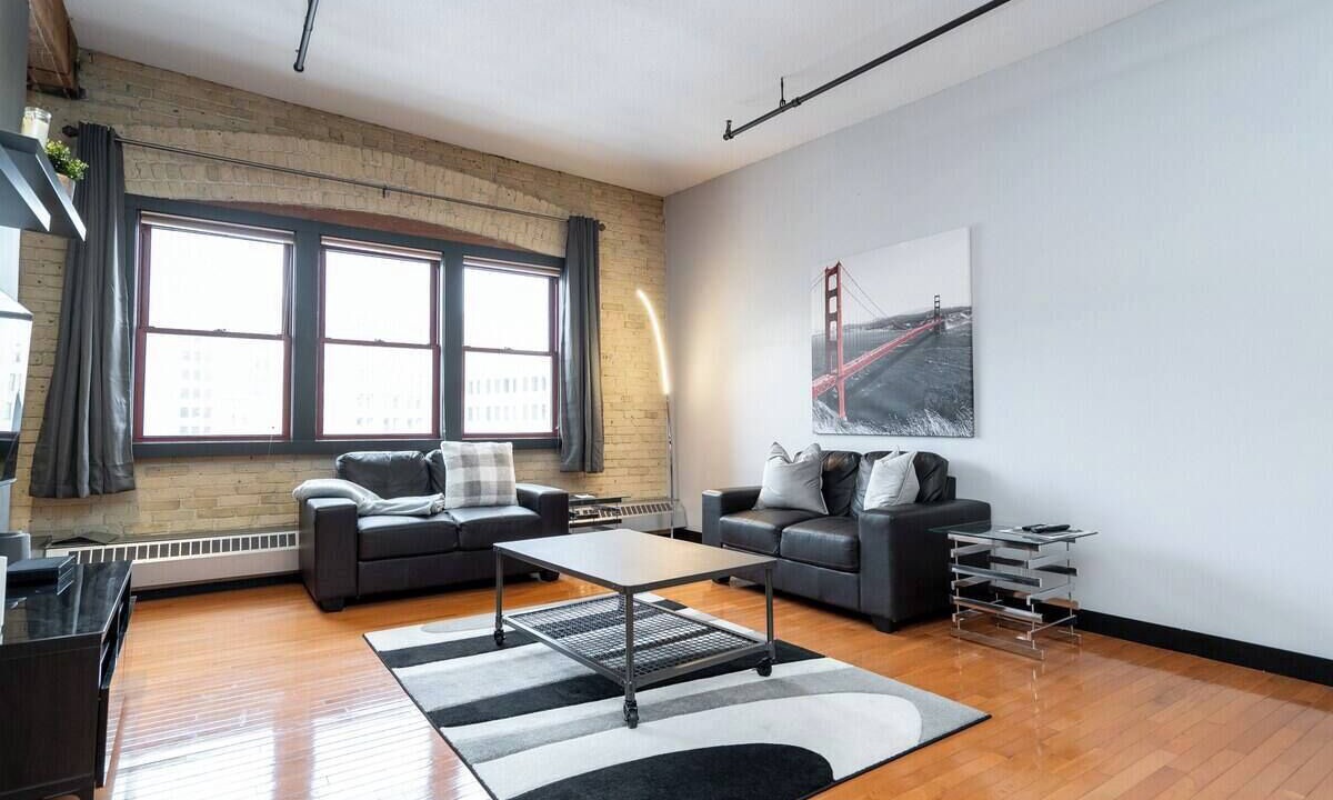 Photo of Livingroom in Exchange District