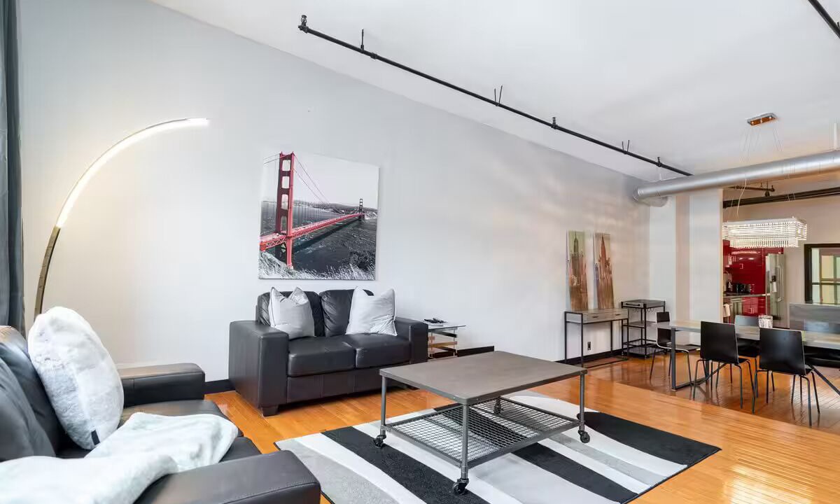 Photo of Livingroom in Exchange District