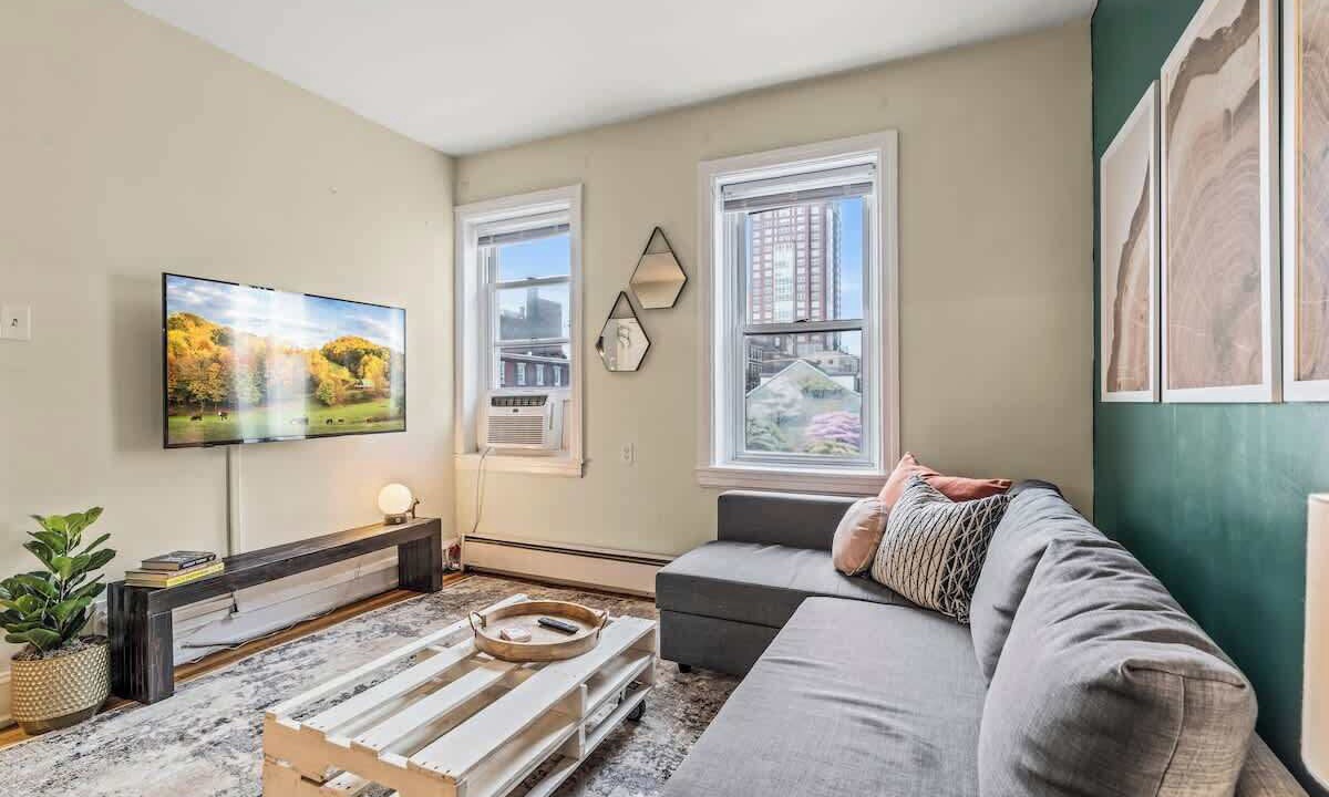 Photo of Livingroom in Gayborhood