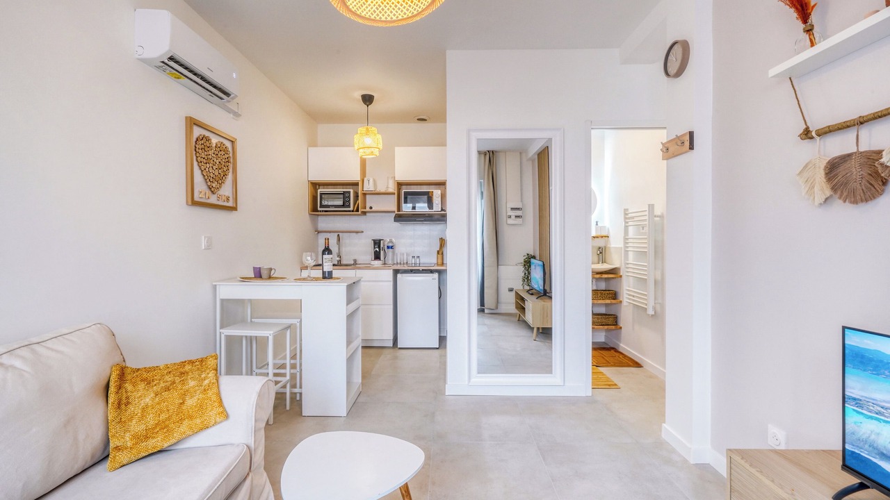 Photo of Livingroom in Bastide