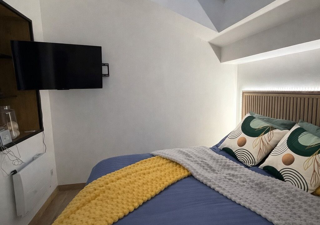 Photo of Bedroom in Calais