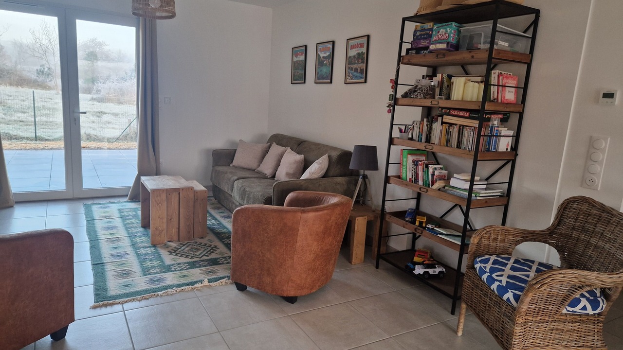 Photo of Livingroom in Berrias-et-Casteljau