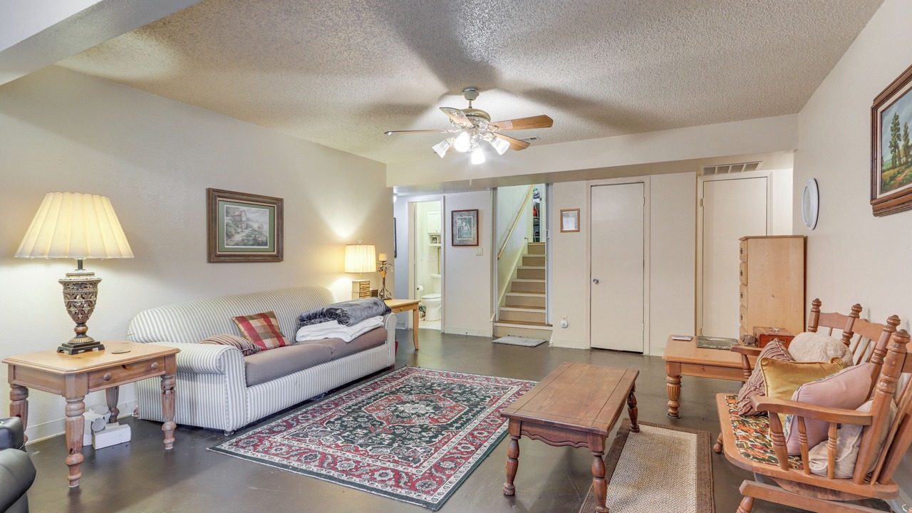 Photo of Livingroom in Berryville