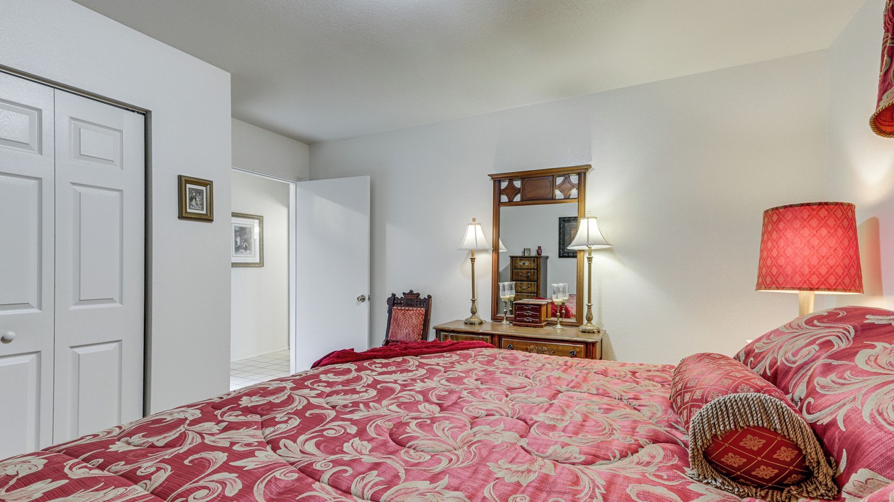 Photo of Bedroom in Berryville