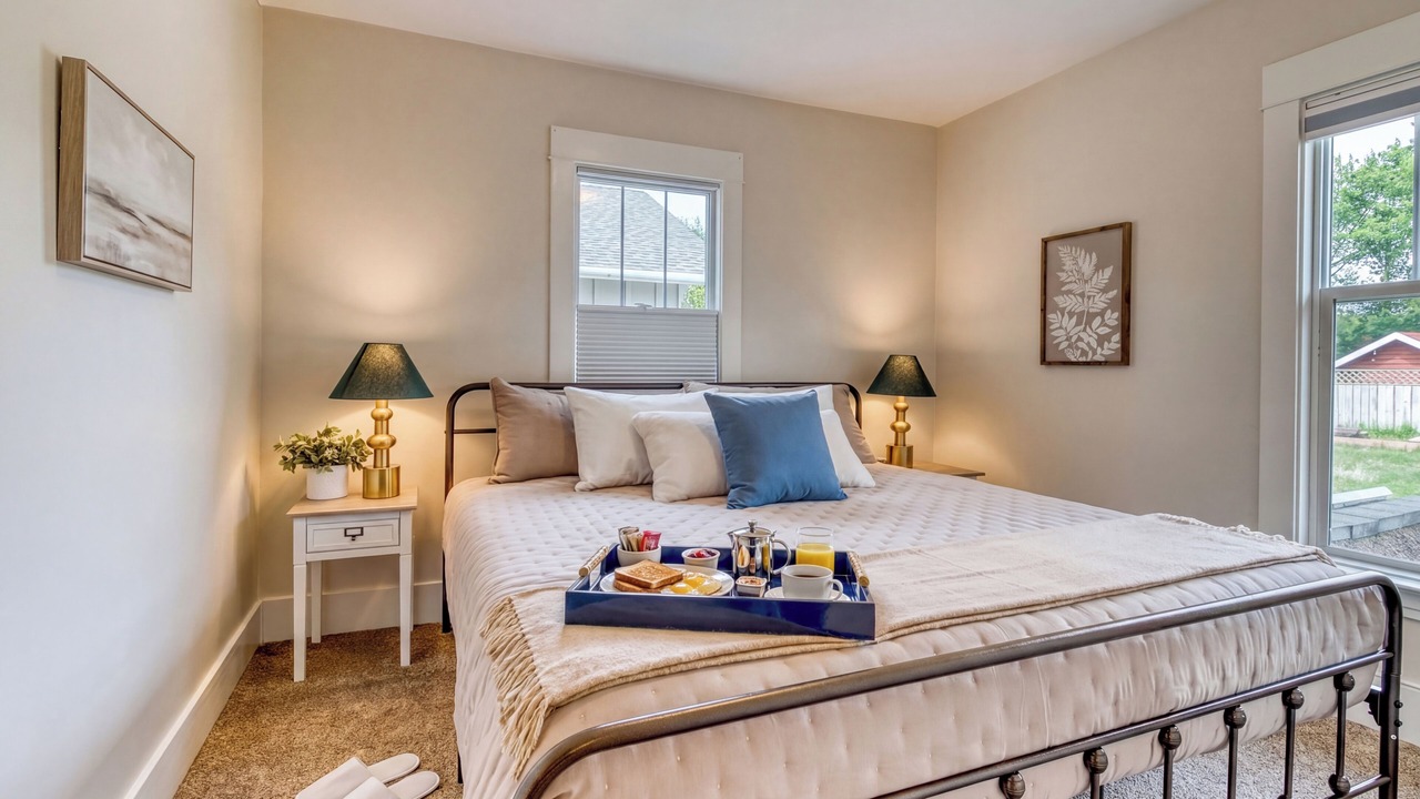 Photo of Bedroom in Redmond