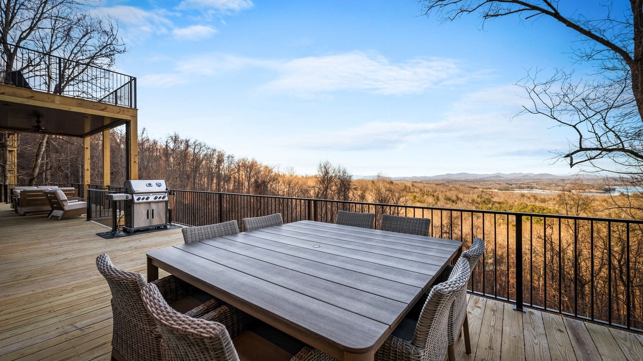 Photo of Outdoor in Ridges Over the Lake