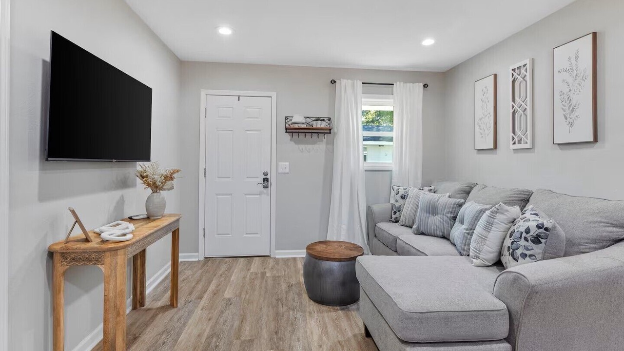 Photo of Livingroom in Sulphur
