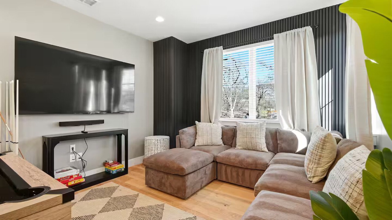 Photo of Livingroom in South Manchaca