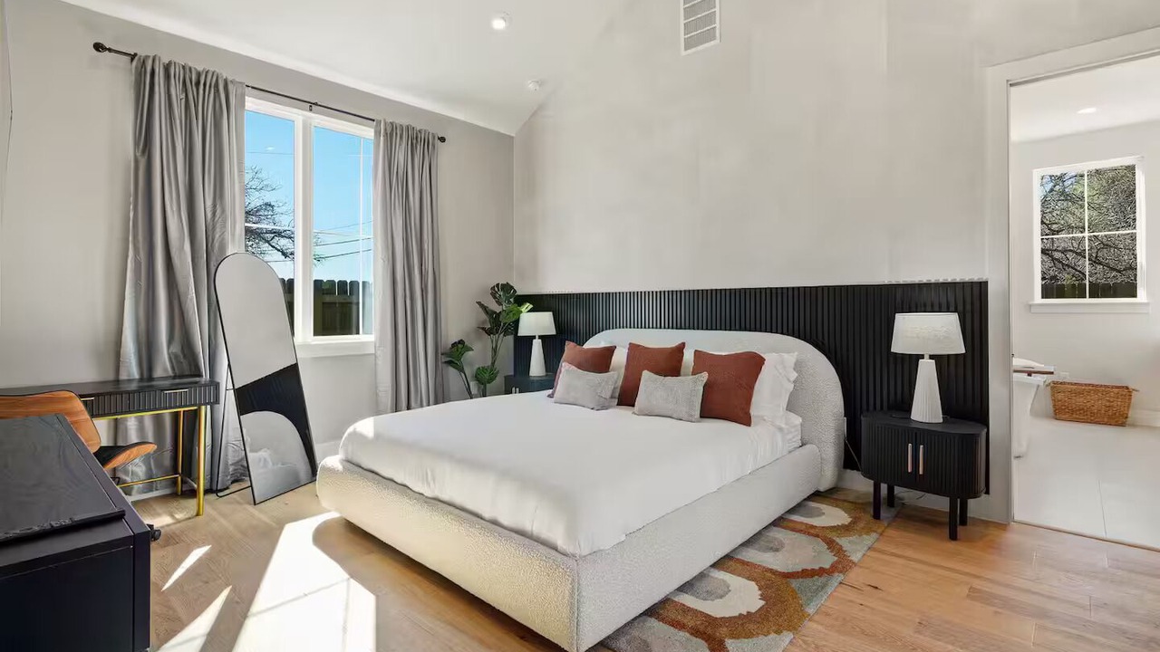 Photo of Bedroom in South Manchaca